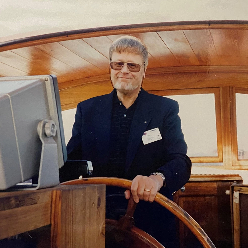 Brunberg - Börje_veneellä.jpg