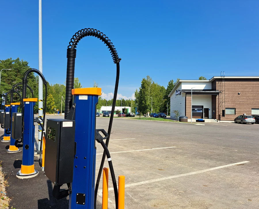 Brunberg - Latausasema-Brunberg.jpg