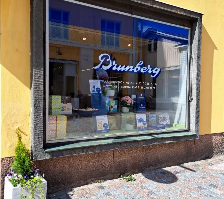 Brunberg - Valikatu-ulkokuva.jpg